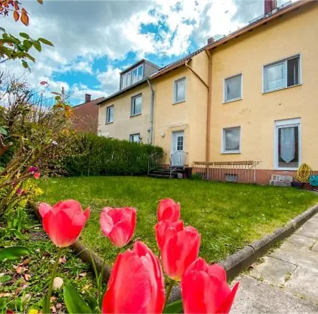 Apartment Duesseldorf Messe And Airport, 2-bedroom With Kitchen And Garden