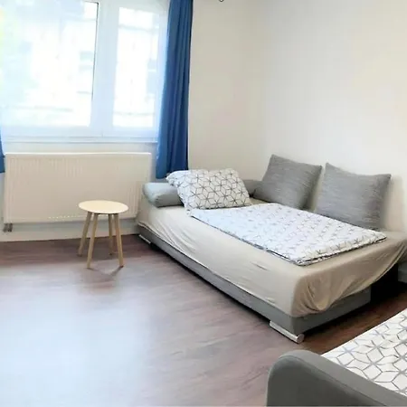 Apartmán Duesseldorf Messe And Airport, 2-bedroom With Kitchen And Garden Duisburg