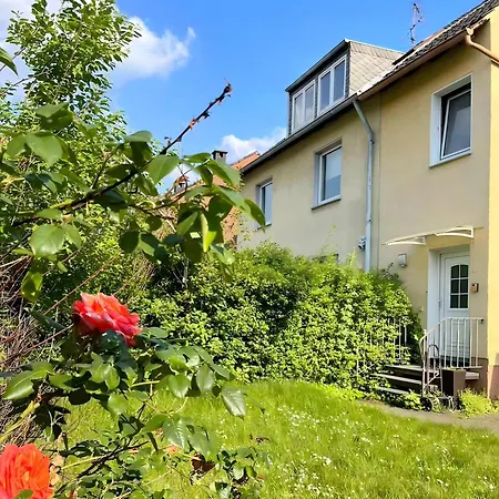 Apartmán Duesseldorf Messe And Airport, 2-bedroom With Kitchen And Garden