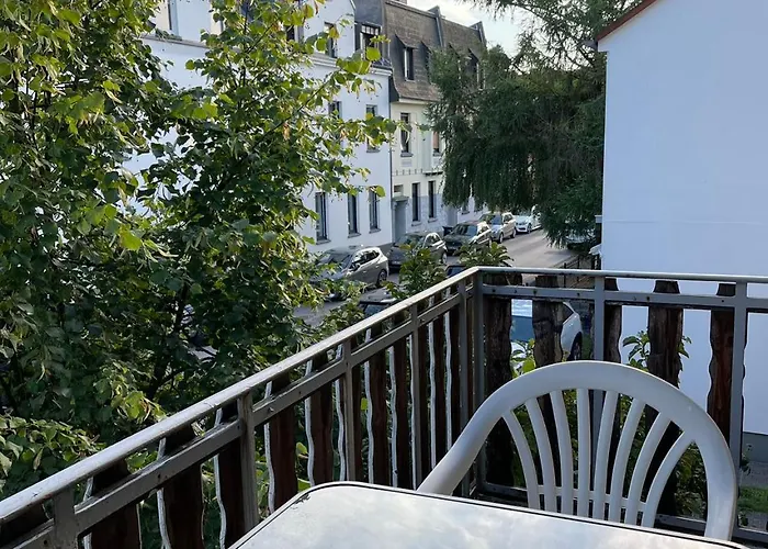 Duesseldorf Messe And Airport, 2-bedroom With Kitchen And Garden Lejlighed *