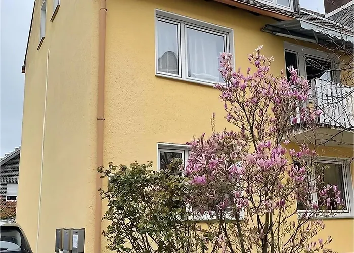 Duesseldorf Messe And Airport, 2-bedroom With Kitchen And Garden Duisburg