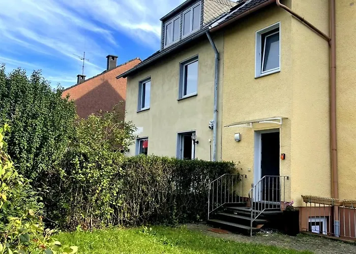 Lejlighed Duesseldorf Messe And Airport, 2-bedroom With Kitchen And Garden Duisburg